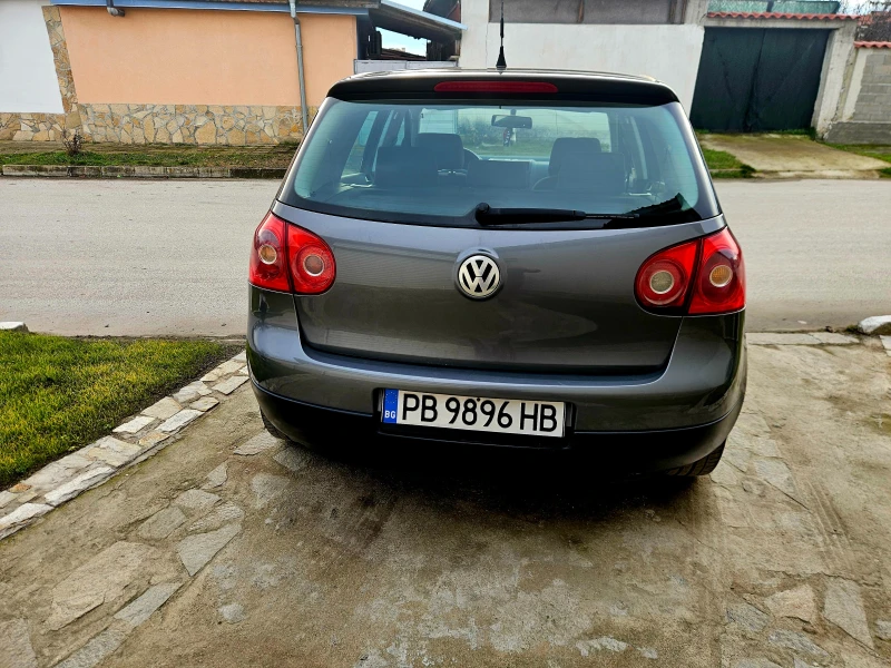 VW Golf 1.9 TDI, снимка 8 - Автомобили и джипове - 53260807