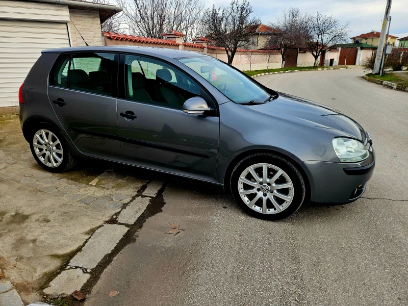 VW Golf 1.9 TDI, снимка 5 - Автомобили и джипове - 53260807