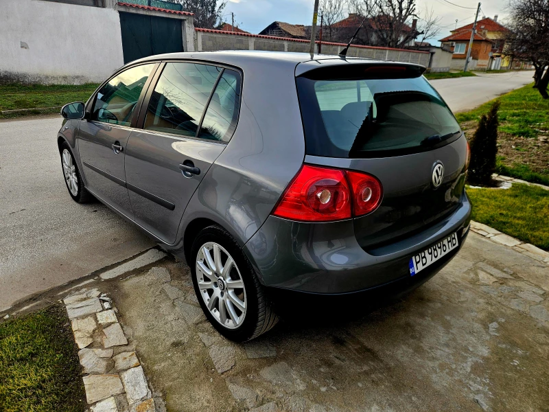 VW Golf 1.9 TDI, снимка 9 - Автомобили и джипове - 53260807