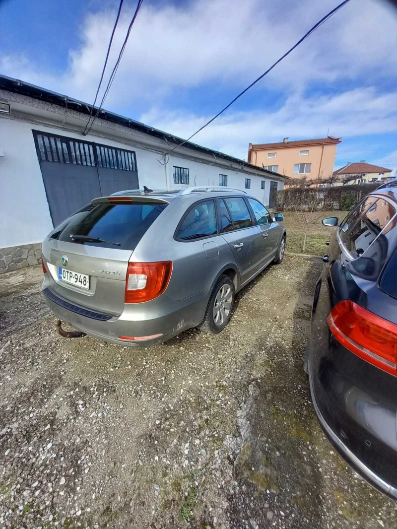 Skoda Superb, снимка 6 - Автомобили и джипове - 53493368