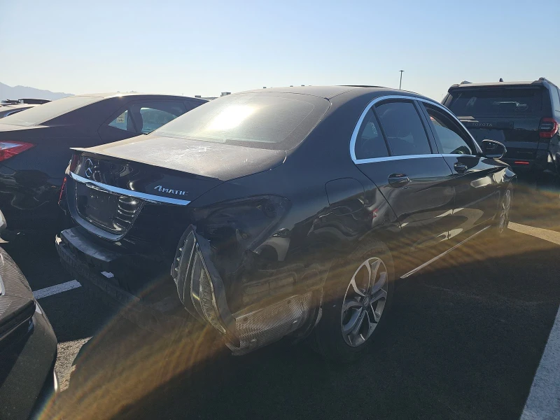 Mercedes-Benz C 300, снимка 7 - Автомобили и джипове - 53564178