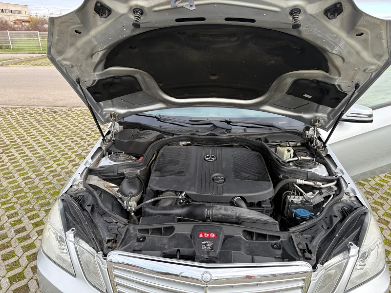 Mercedes-Benz E 250, снимка 6 - Автомобили и джипове - 53565303