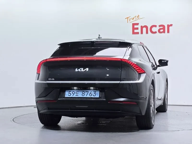Kia EV6 Long Range Air - САМО 30% АВАНС, снимка 4 - Автомобили и джипове - 56288232
