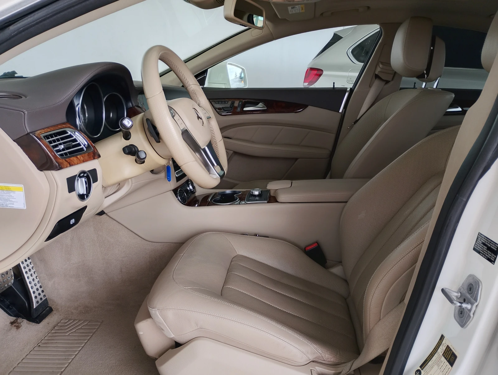 Mercedes-Benz CLS 500 4matic - изображение 6