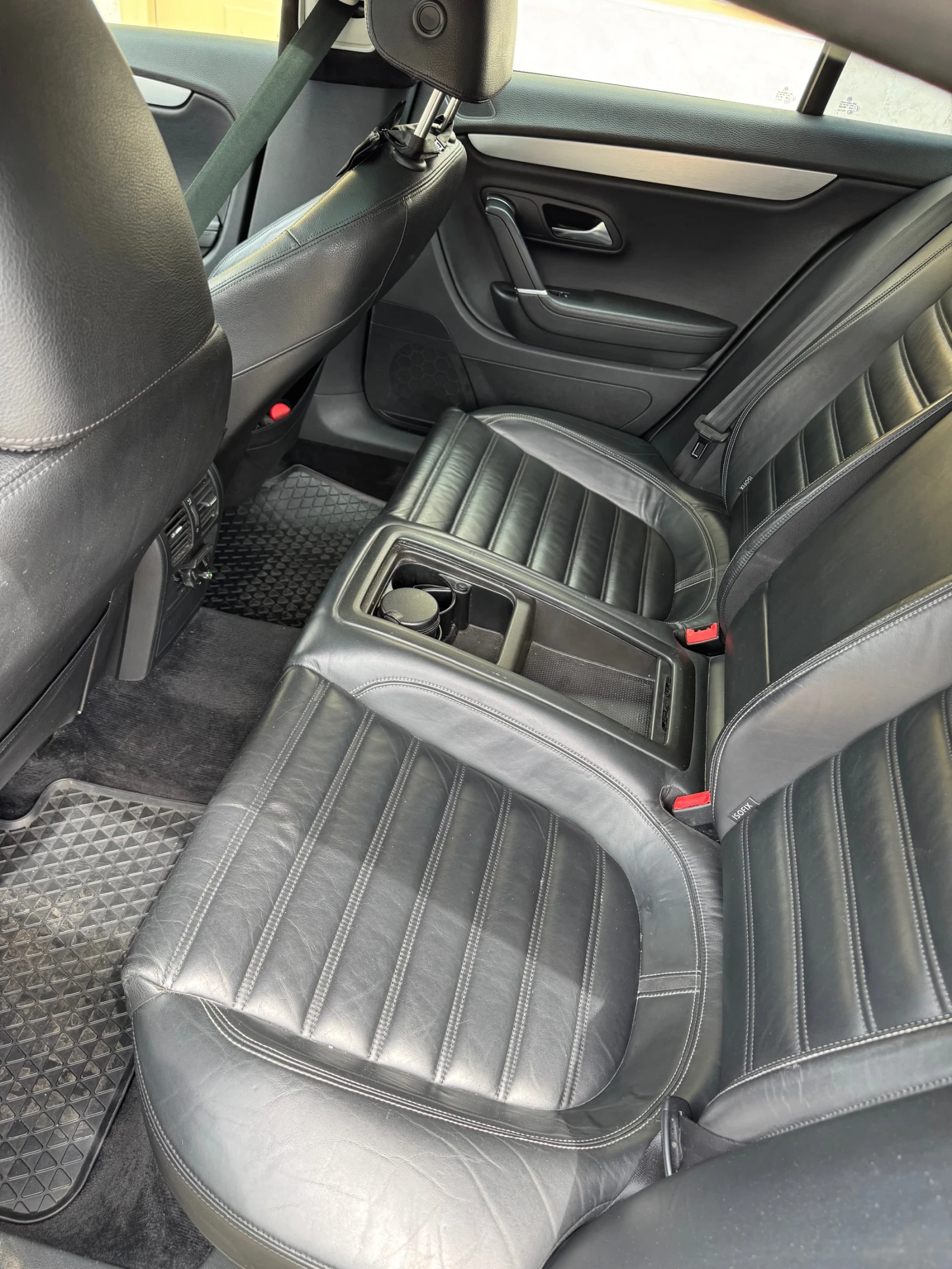 VW Passat CC - изображение 10