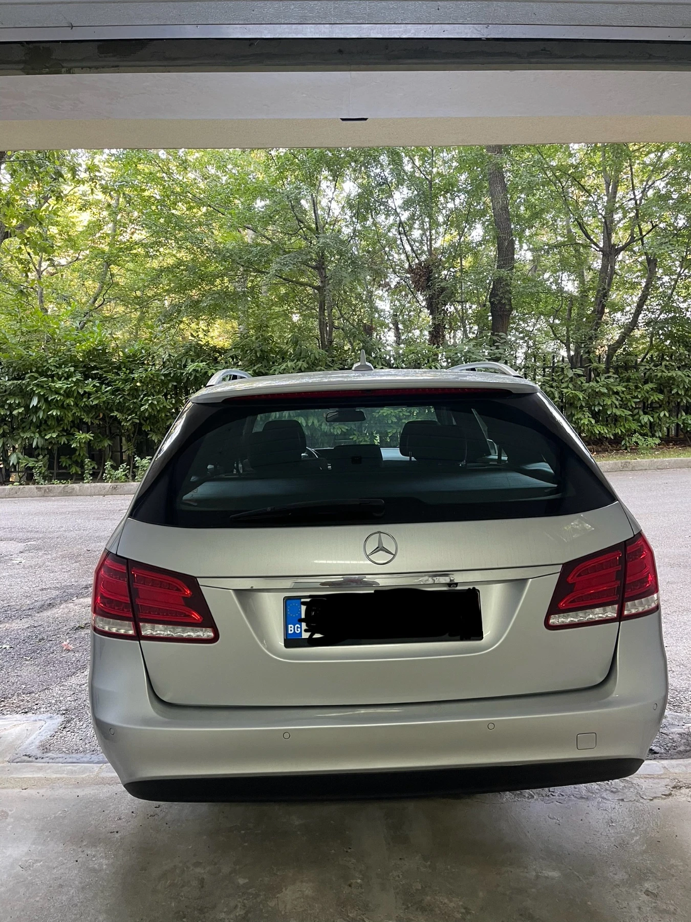 Mercedes-Benz E 220  - изображение 5