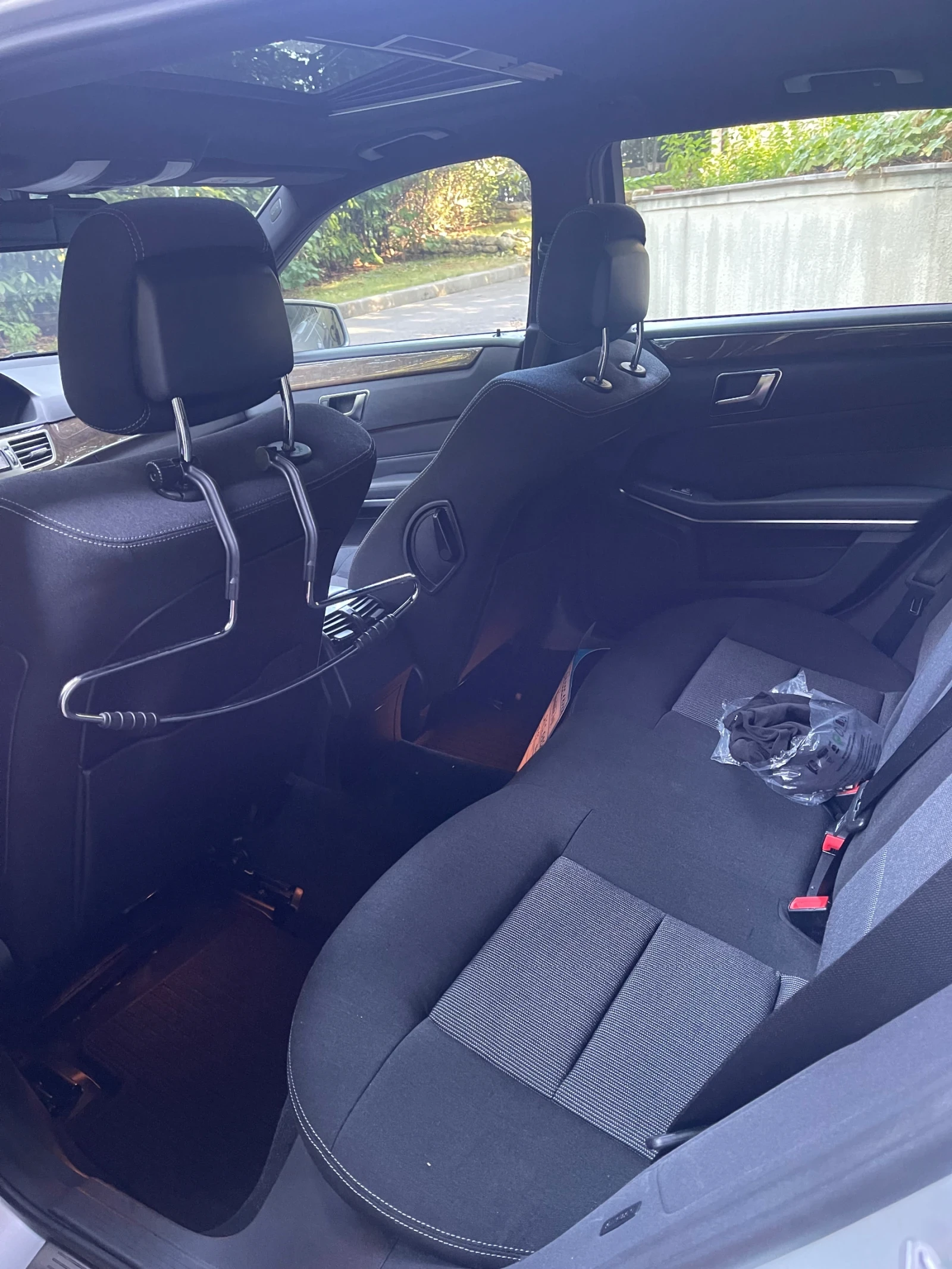 Mercedes-Benz E 220  - изображение 6