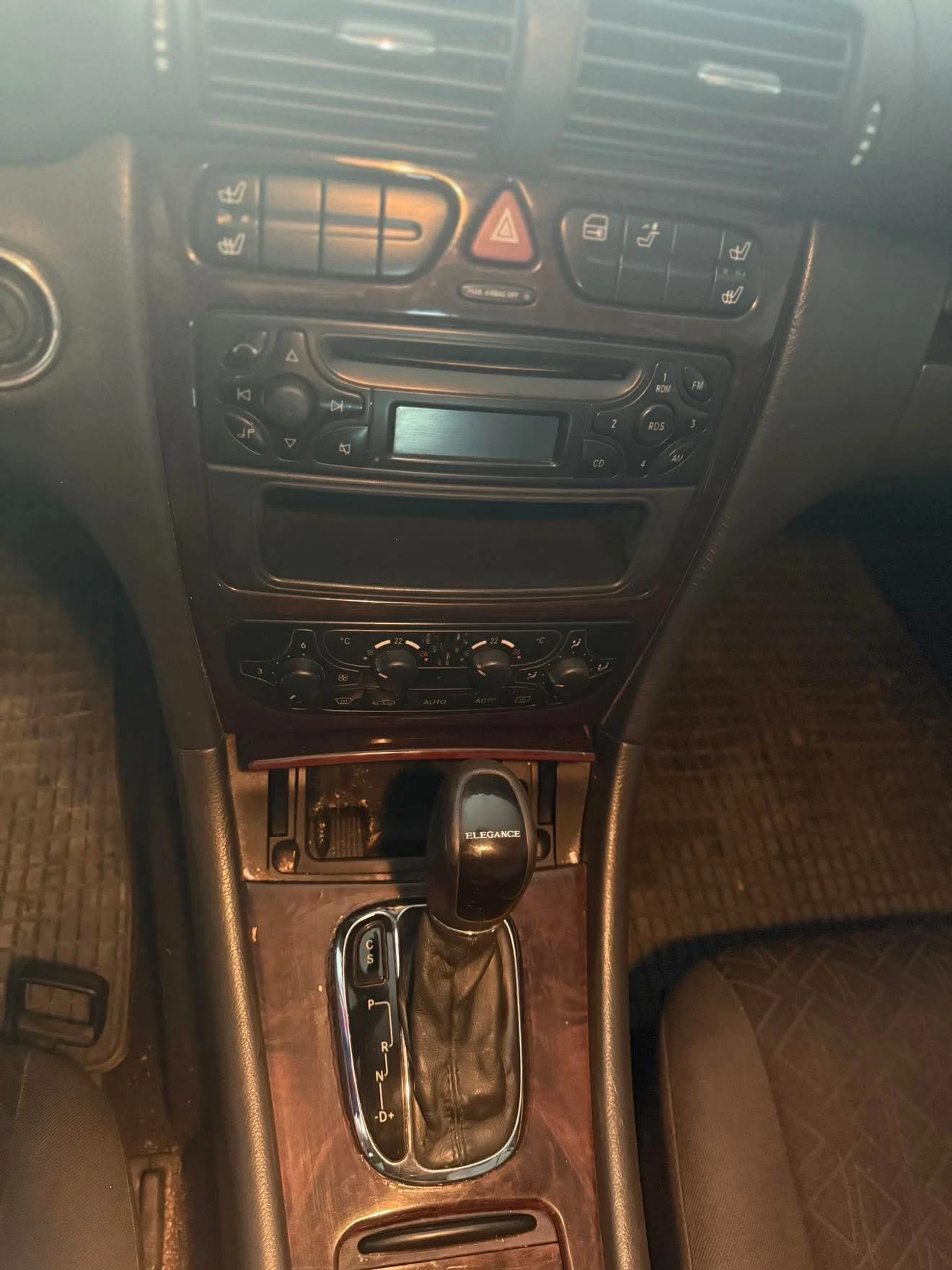 Mercedes-Benz C 220  - изображение 7