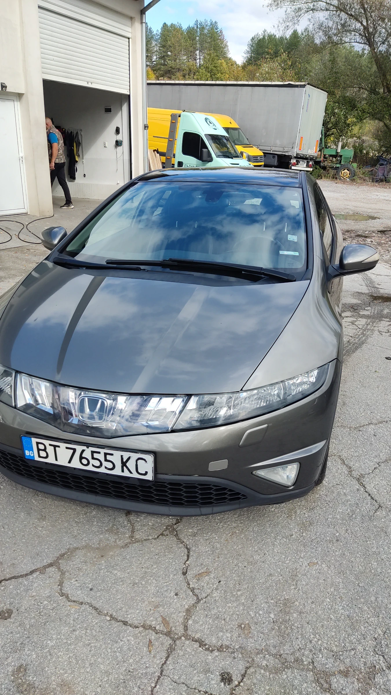 Honda Civic 8 - изображение 2