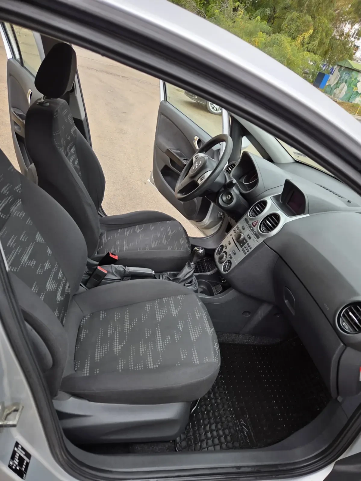 Opel Corsa 1.3 CDTI (95 Hp) Start/Stop - изображение 9