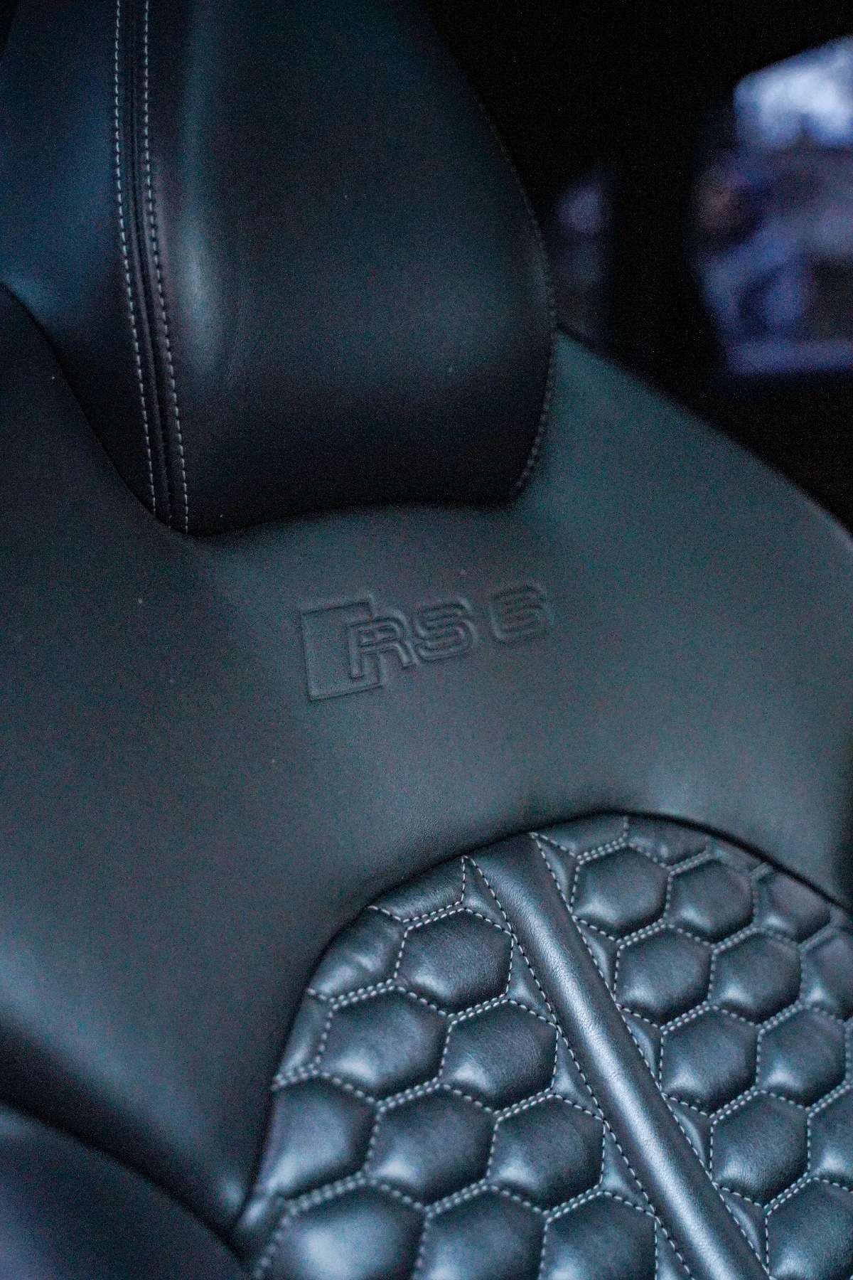 Audi A6 RS  Bi-Turbo Custom  | Mobile.bg   11