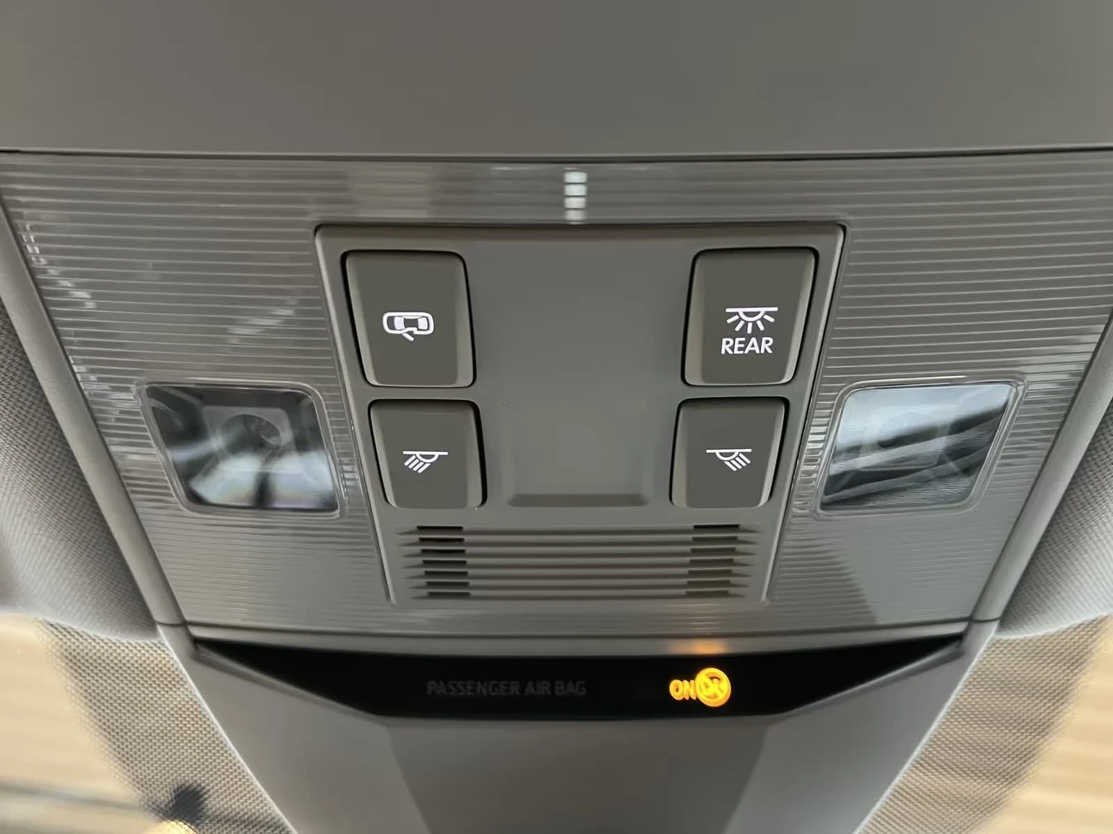 VW Passat Комби, снимка 10 - Автомобили и джипове - 54710760