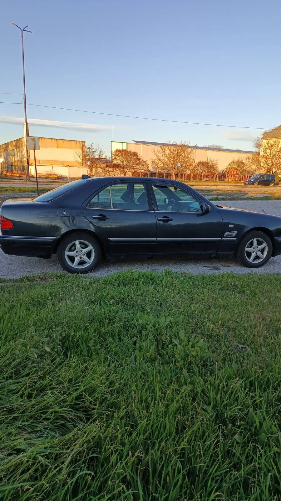 Mercedes-Benz E 200 W 210