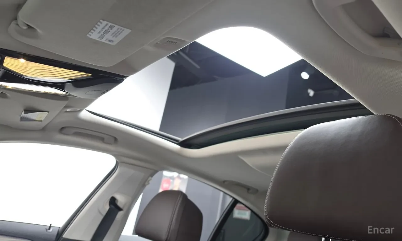 BMW 530 i G30 | Luxury Plus | LASER LED | КОЖА | COMFORT| , снимка 17 - Автомобили и джипове - 55056740