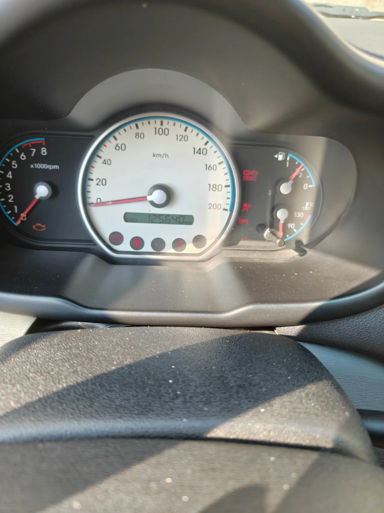 Hyundai I10, снимка 2 - Автомобили и джипове - 55709409