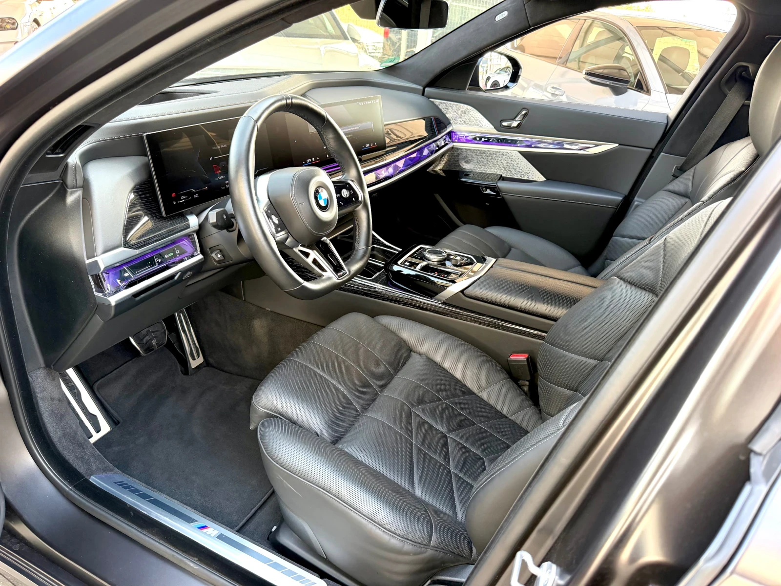 BMW 740 D#INDIVIDUAL#CRYSTAL#4xОБДУХ#4xМАСАЖ#THEATRE, снимка 9 - Автомобили и джипове - 55828703