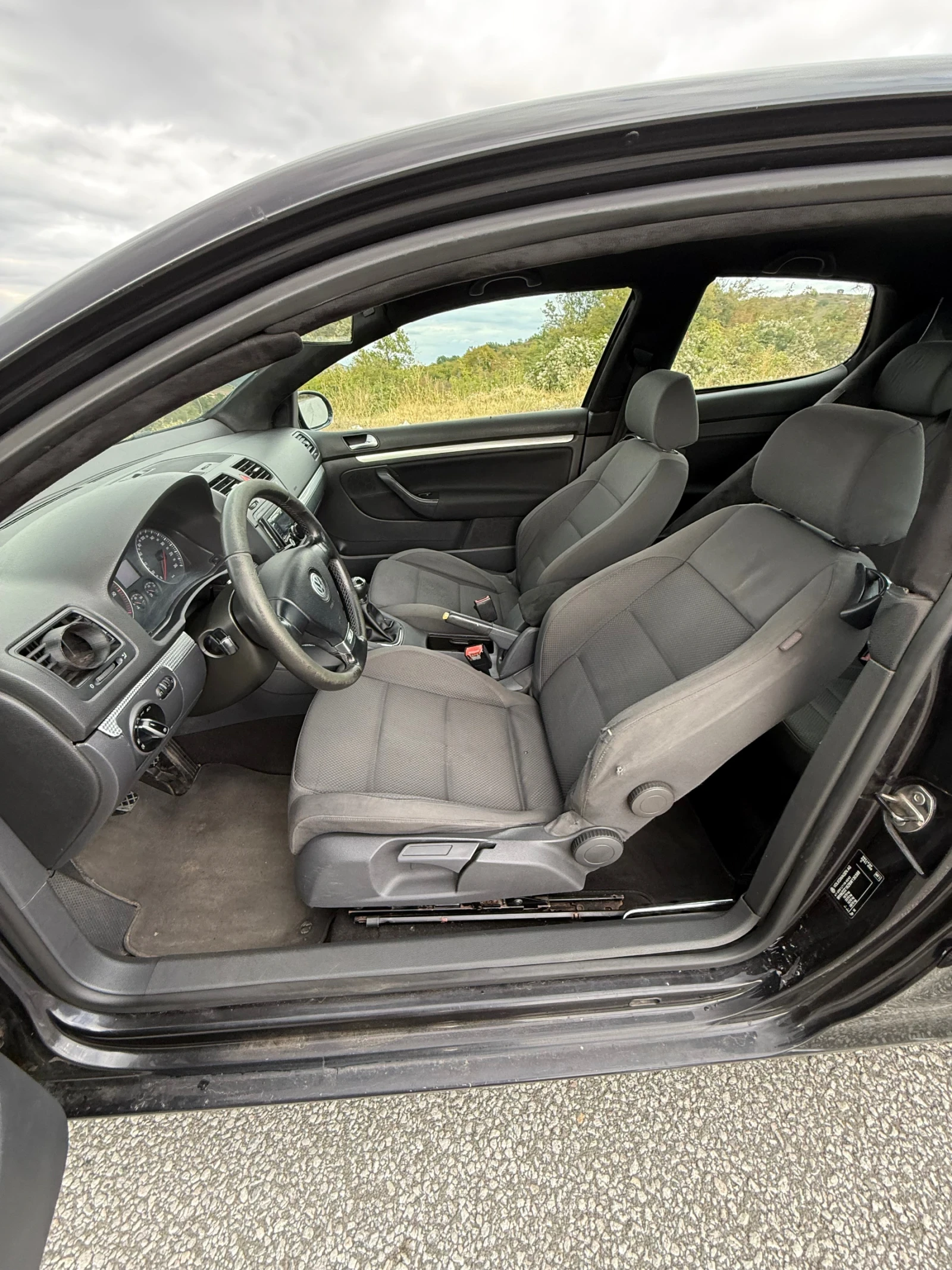 VW Golf, снимка 7 - Автомобили и джипове - 56183657