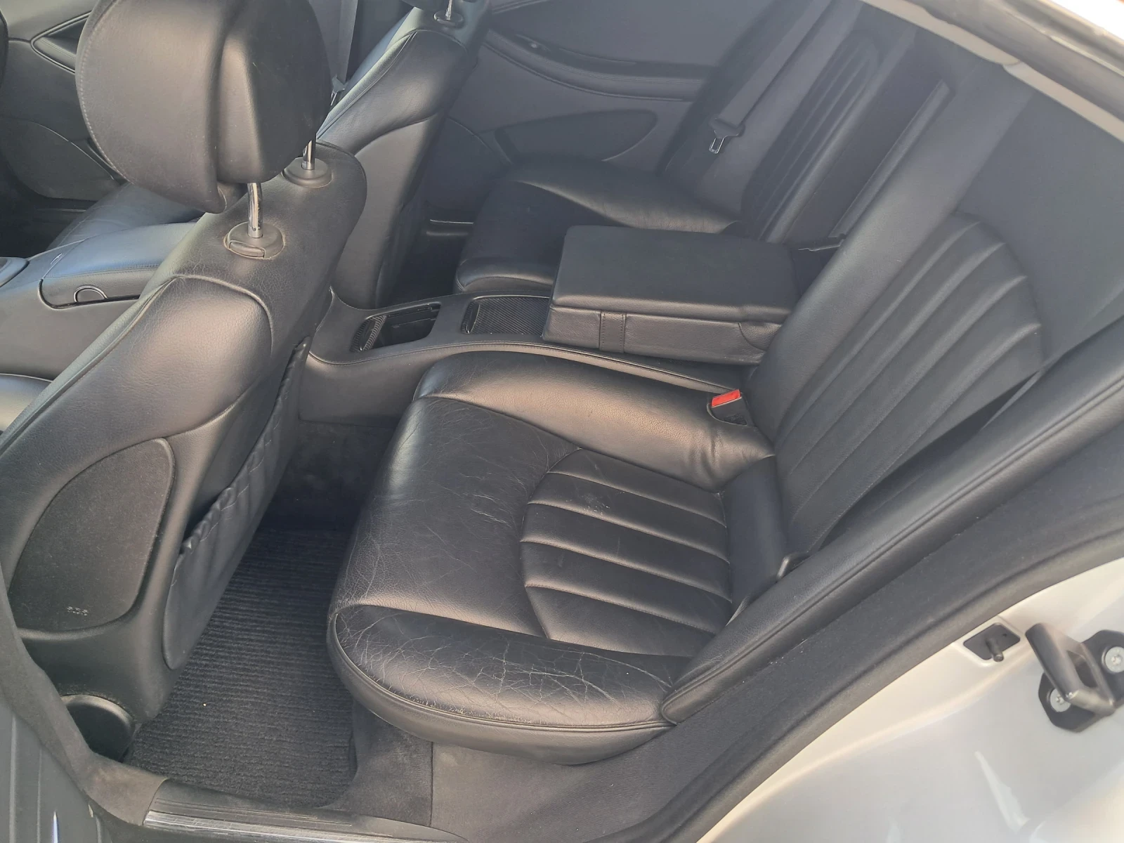 Mercedes-Benz CLS 320 3.2CDI , снимка 11 - Автомобили и джипове - 56321346