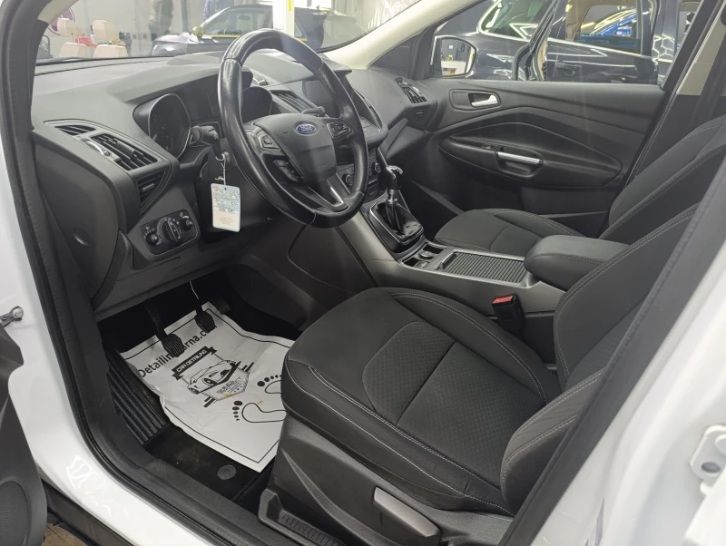 Ford Kuga 1.5SCTI ШВЕЙЦАРИЯ, снимка 10 - Автомобили и джипове - 49181749