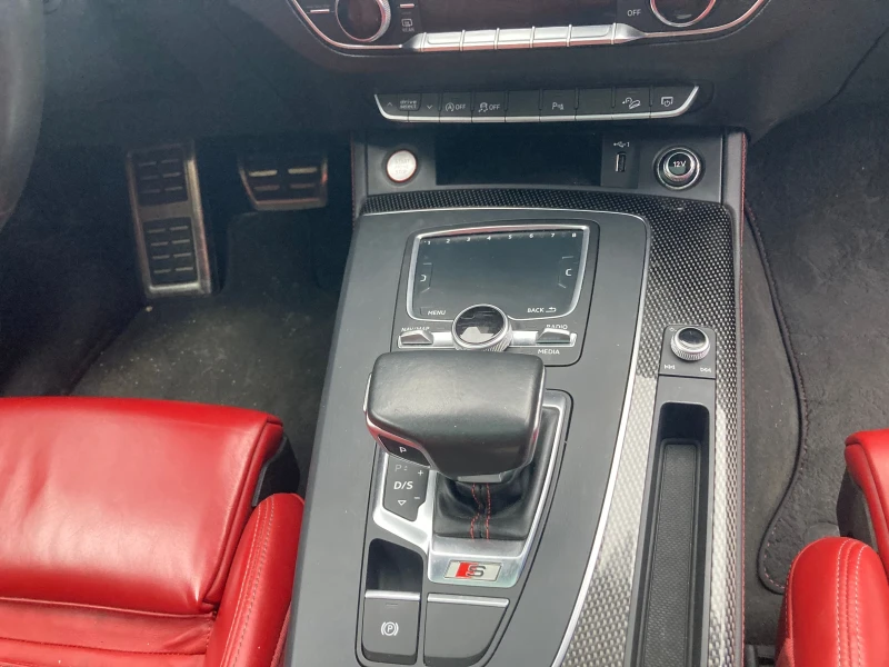 Audi SQ5 V6T, снимка 13 - Автомобили и джипове - 52857542