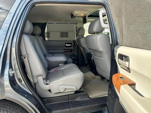 Toyota Sequoia PLATINIUM* 5.7* V8* КАМЕРА* ПОДГРЕВ* КЛИМАТИК* ДИС, снимка 8 - Автомобили и джипове - 48490818