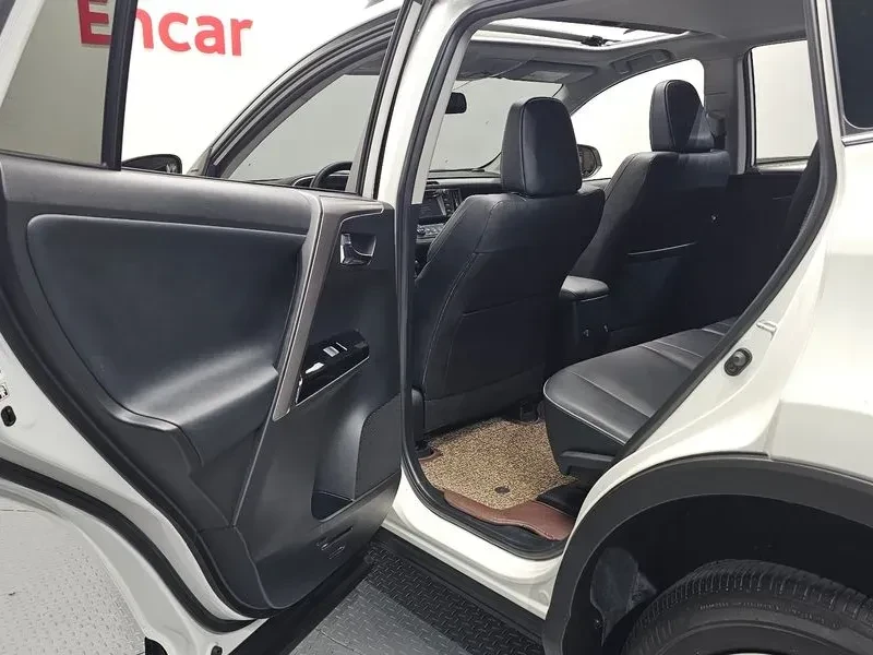 Toyota Rav4 2.5 2WD 4TH GEN/�������/���������/�������/������/ | Mobile.bg � ����������� 11