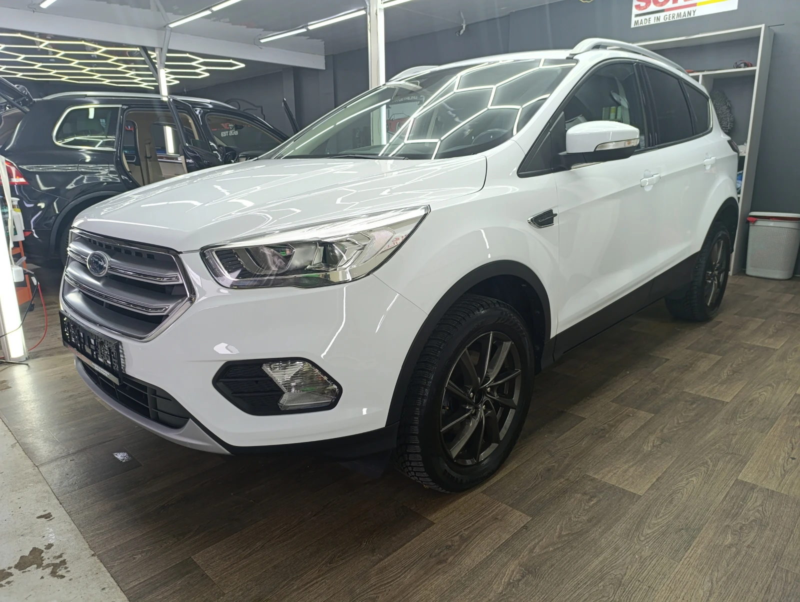 Ford Kuga 1.5SCTI ШВЕЙЦАРИЯ - изображение 3