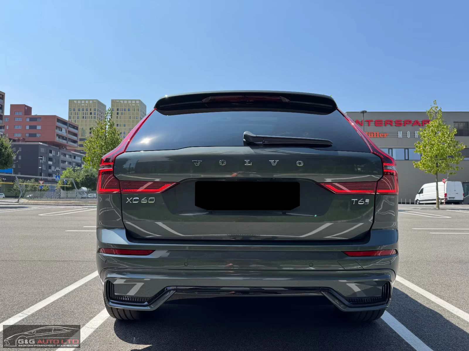 Volvo XC60 PLUS-DARK/398HP/PANO/MEMO/HUD/360/NAVI/LED/395g - изображение 8
