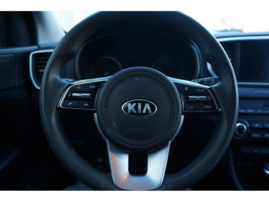 Kia Sportage * LX PKG/ APPLE CARPLAY/ BLUETOOTH/ CAMERA * CARFA | Mobile.bg   9