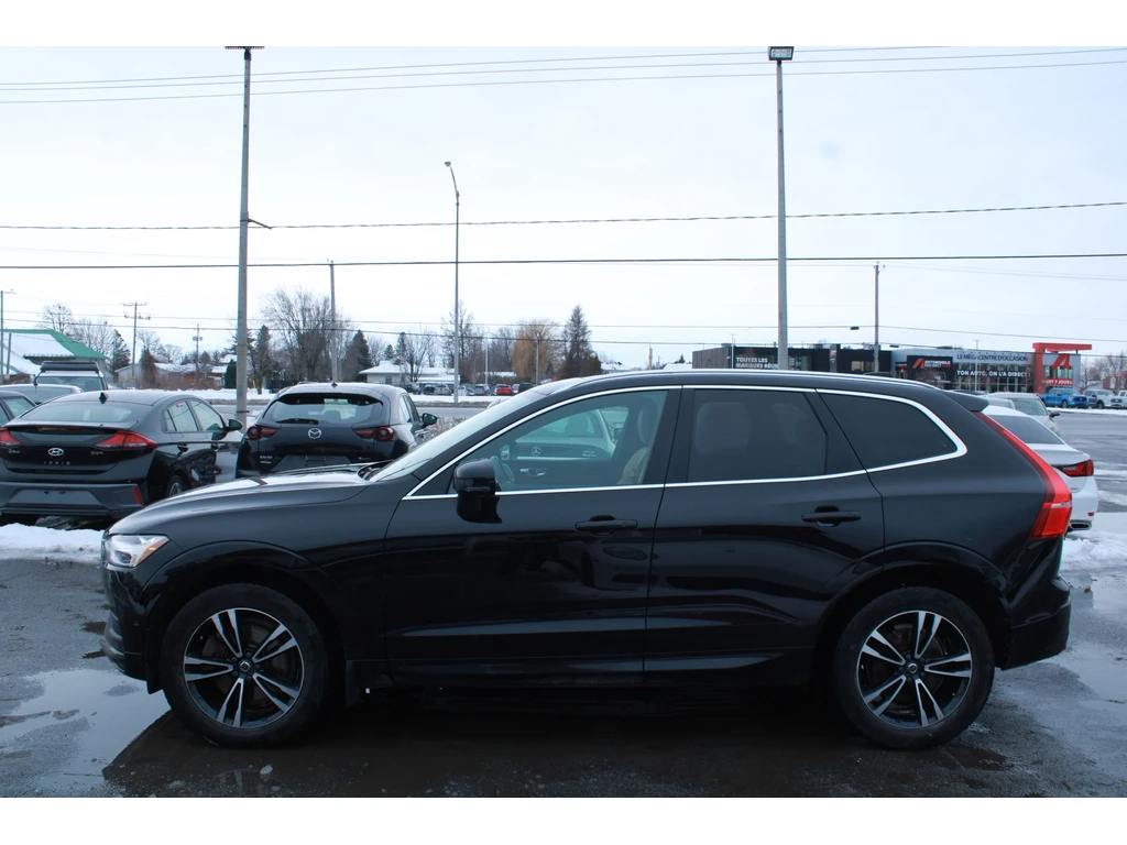 Volvo XC60 T6 AWD Momentum - изображение 6