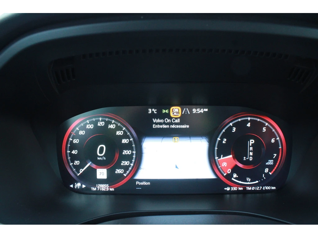 Volvo XC60 T6 AWD Momentum - изображение 10