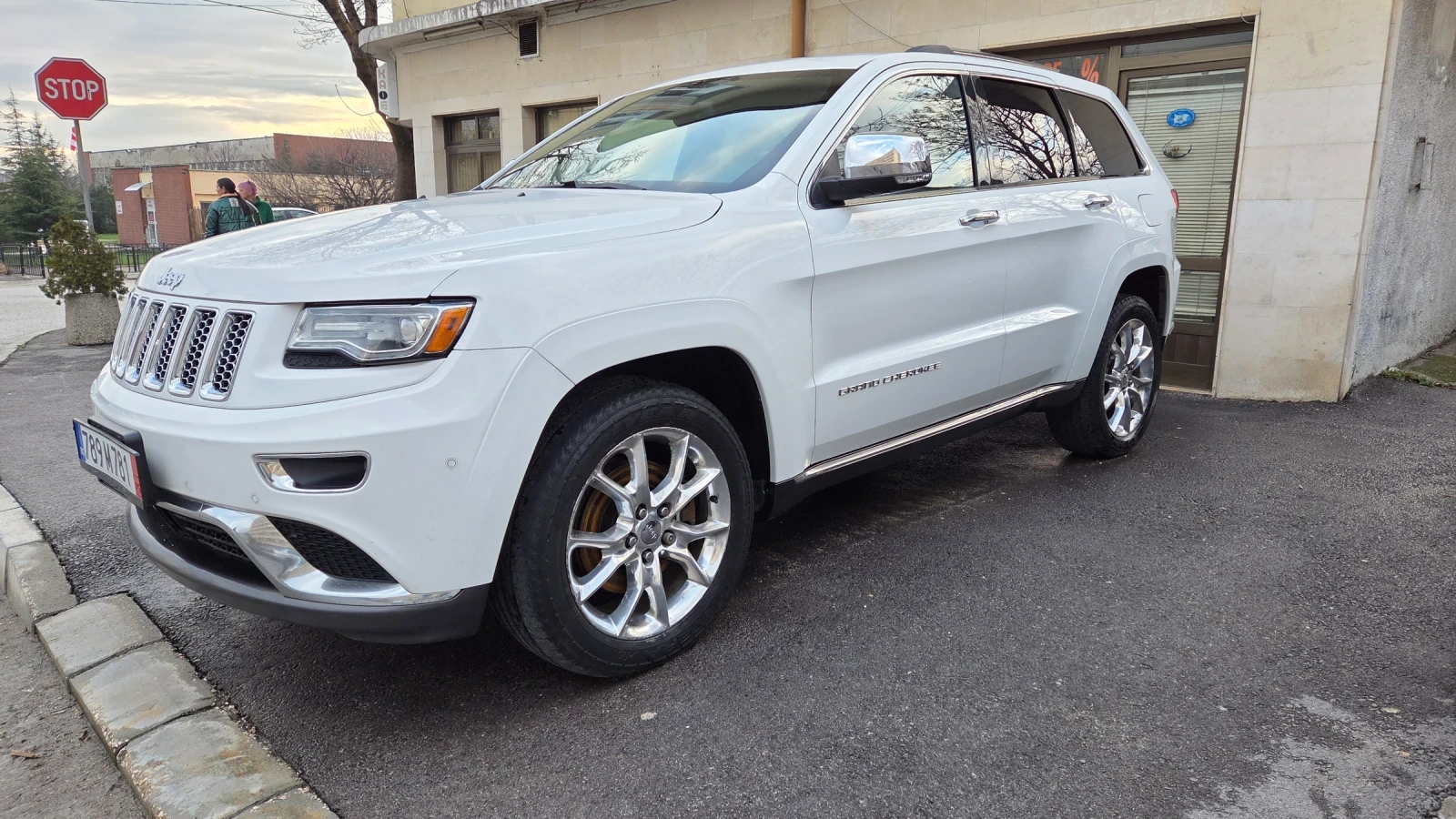 Jeep Grand cherokee SUMMIT   5.7 HEMI | Mobile.bg � ����������� 3