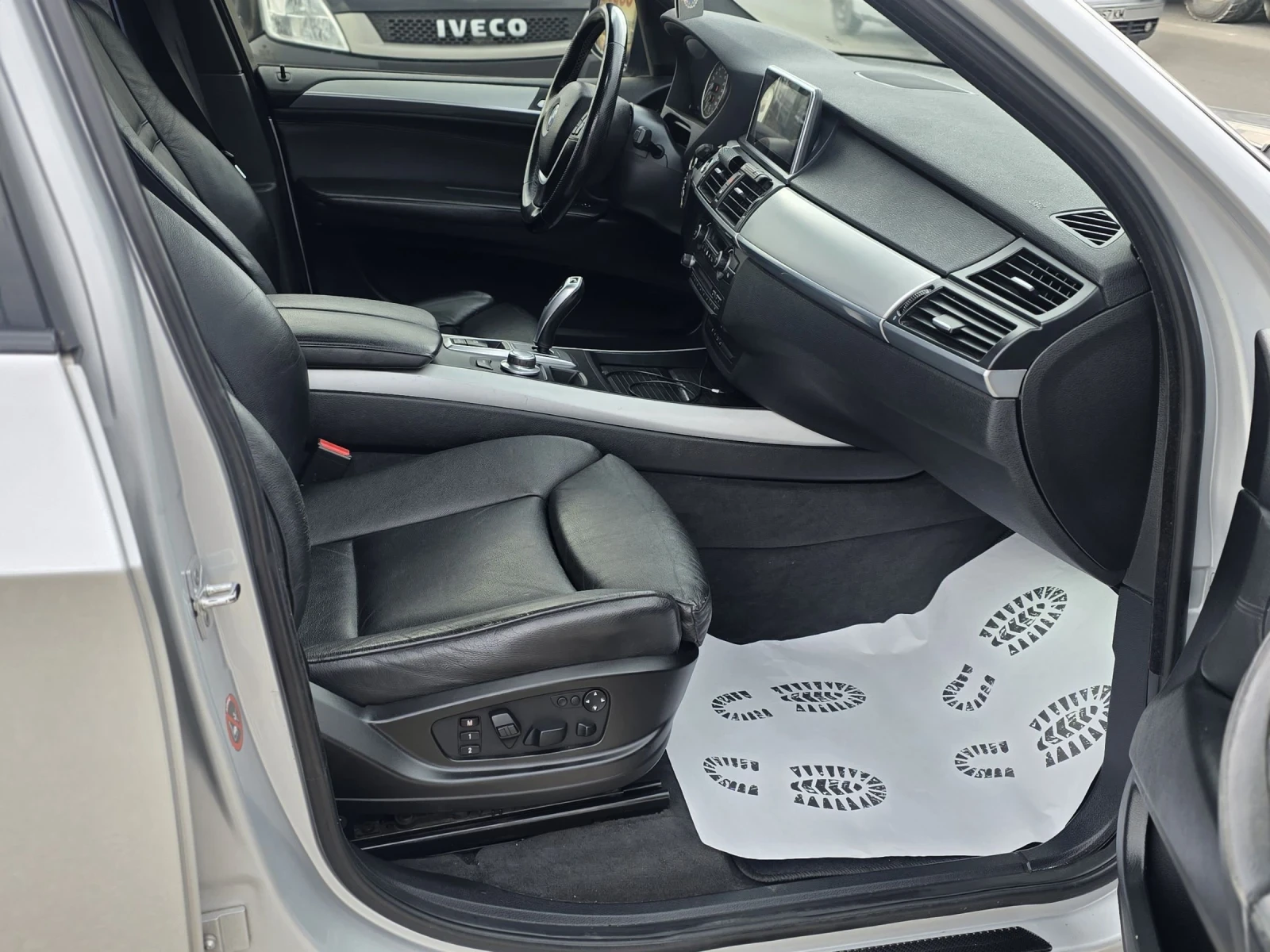 BMW X5 3.0D 235k.c. M-Pack/Черен Таван Full, снимка 13 - Автомобили и джипове - 53877771