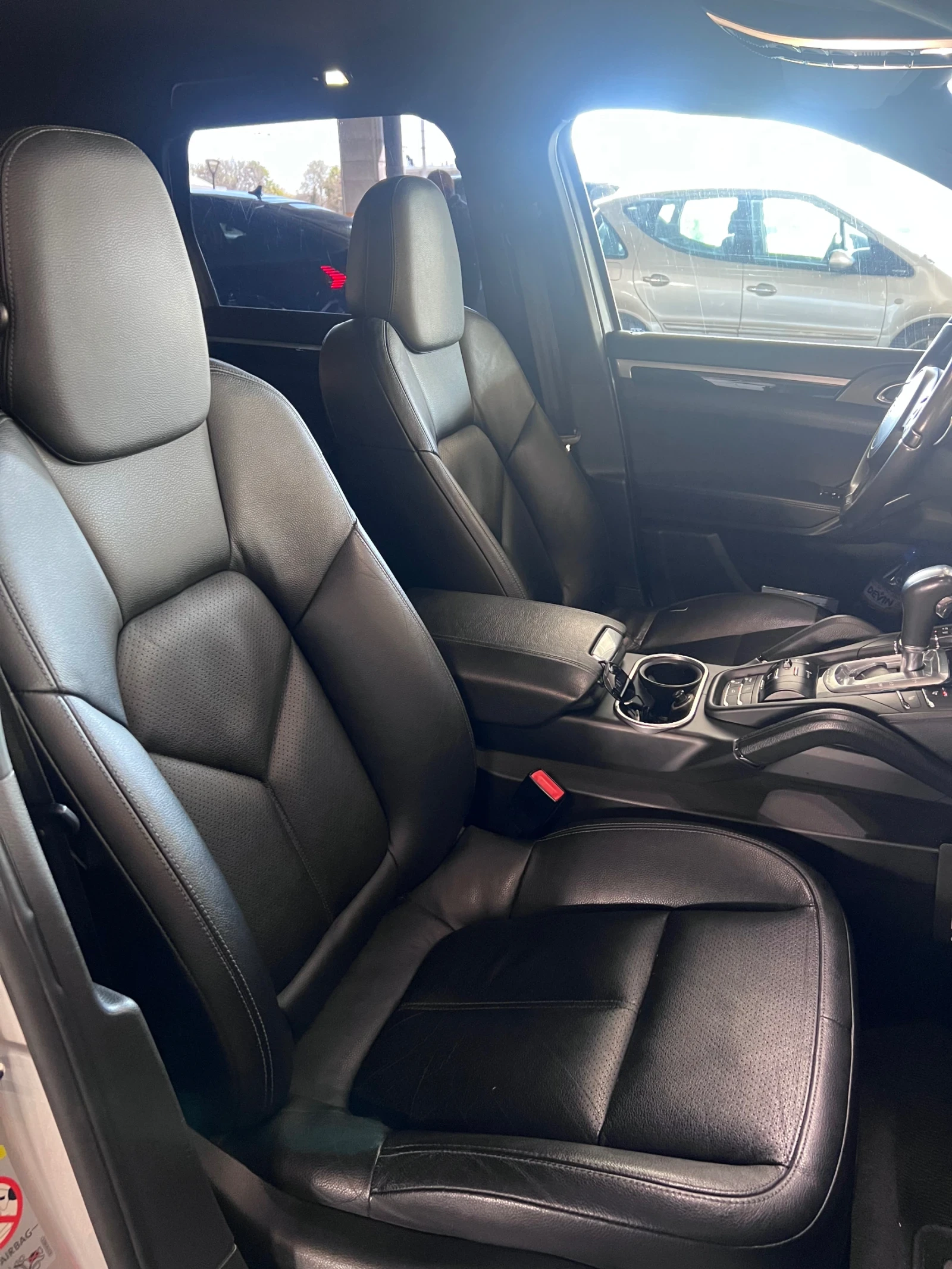 Porsche Cayenne, снимка 7 - Автомобили и джипове - 54421728