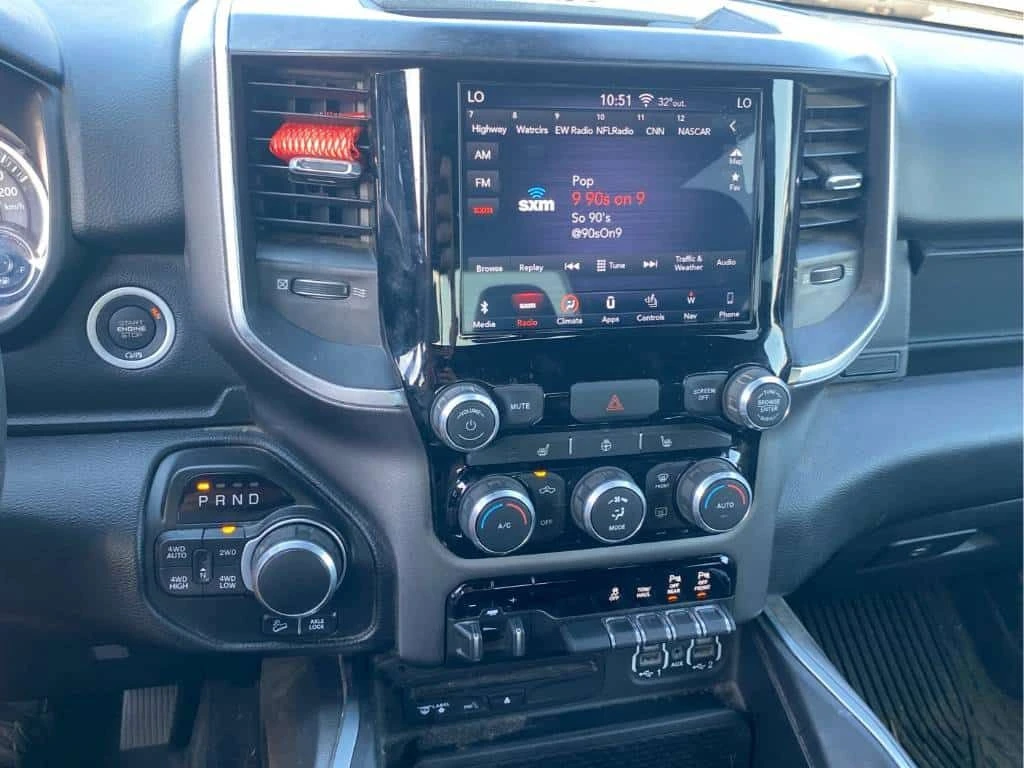 Dodge RAM 1500 * Big Horn * CARFAX * БЕЗ ПЪРВОНАЧАЛНА ВНОСКА, снимка 8 - Автомобили и джипове - 55422587