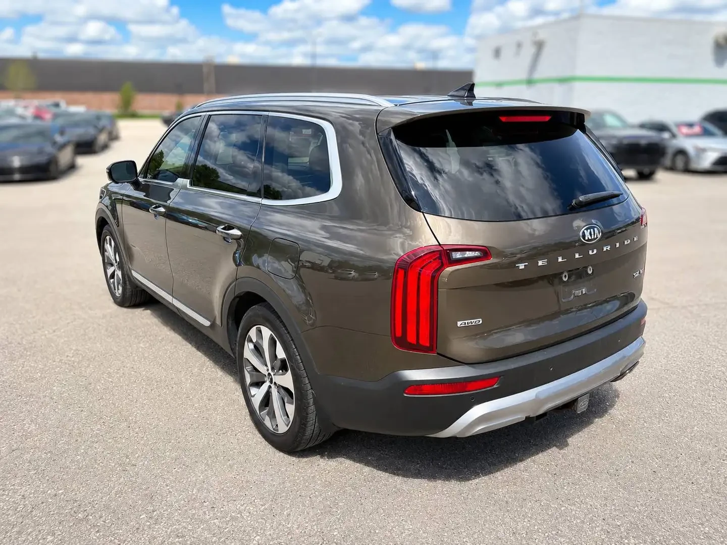 Kia Telluride 3.8 V6 SX| 360 Cam| Кожа| Шибидах| 3 Ред седалки A, снимка 17 - Автомобили и джипове - 55431282