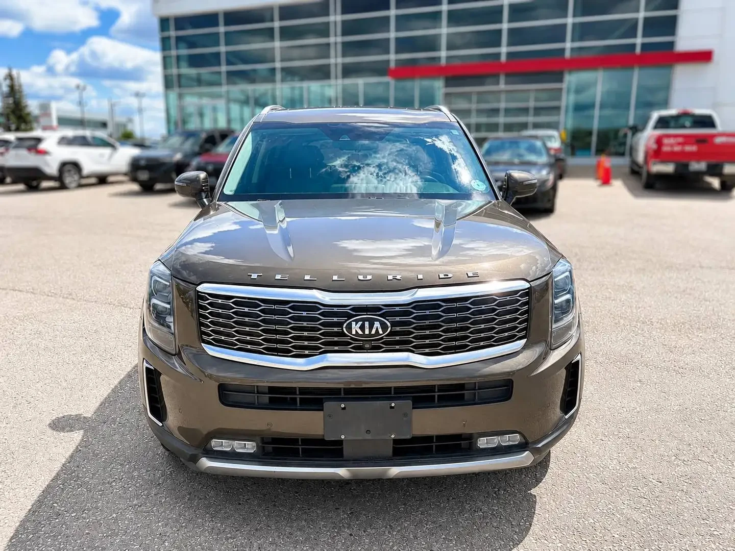 Kia Telluride 3.8 V6 SX| 360 Cam| Кожа| Шибидах| 3 Ред седалки A, снимка 2 - Автомобили и джипове - 55431282