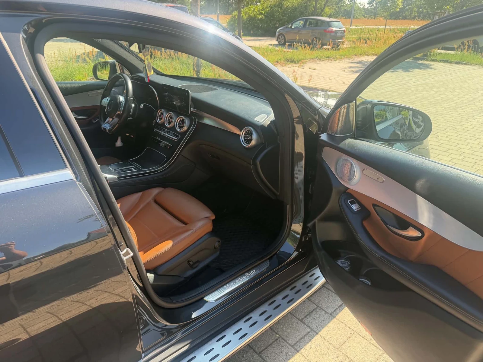 Mercedes-Benz GLC 300, снимка 14 - Автомобили и джипове - 55707603