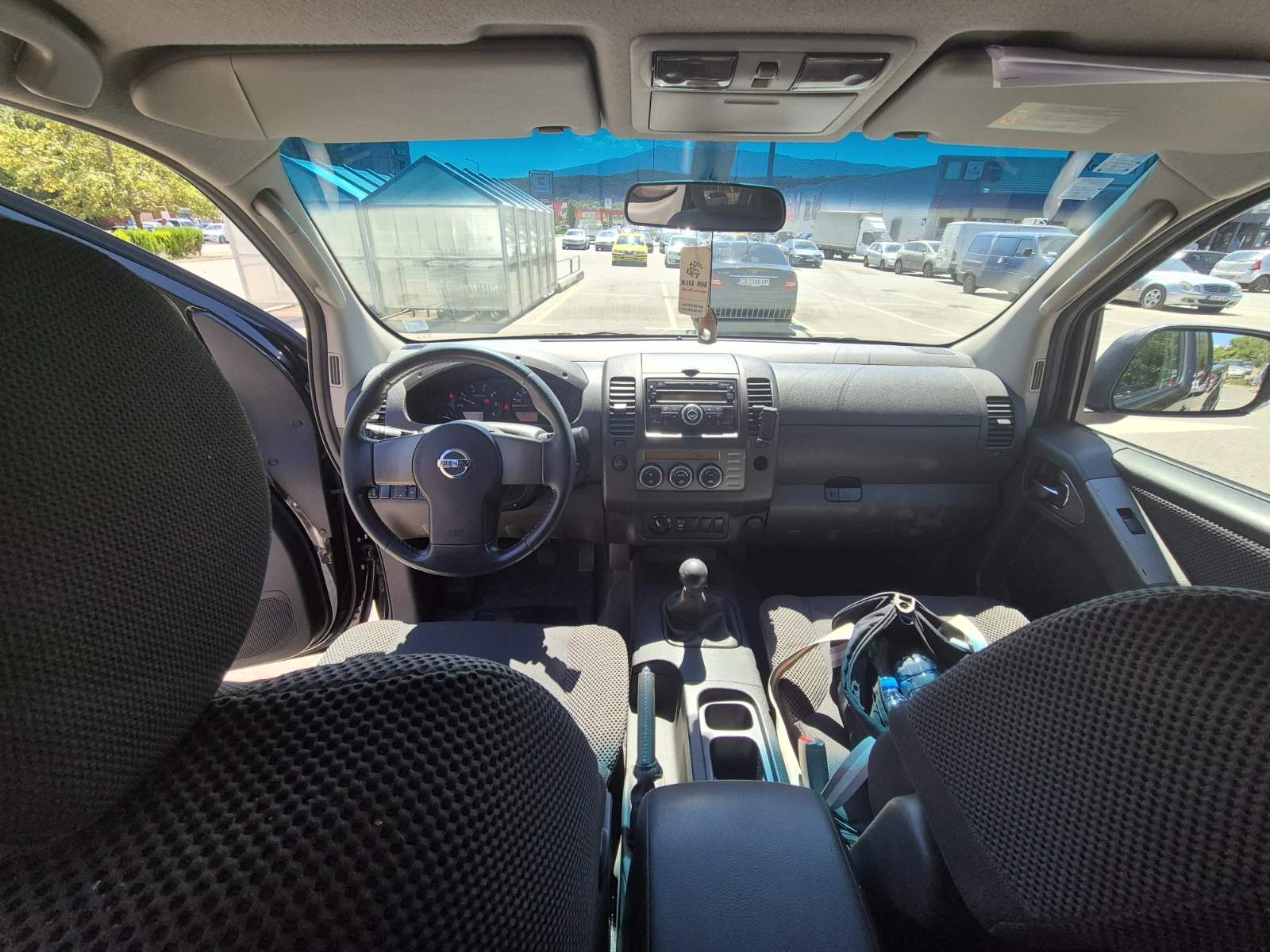 Nissan Navara DC4WD, снимка 8 - Автомобили и джипове - 55783167