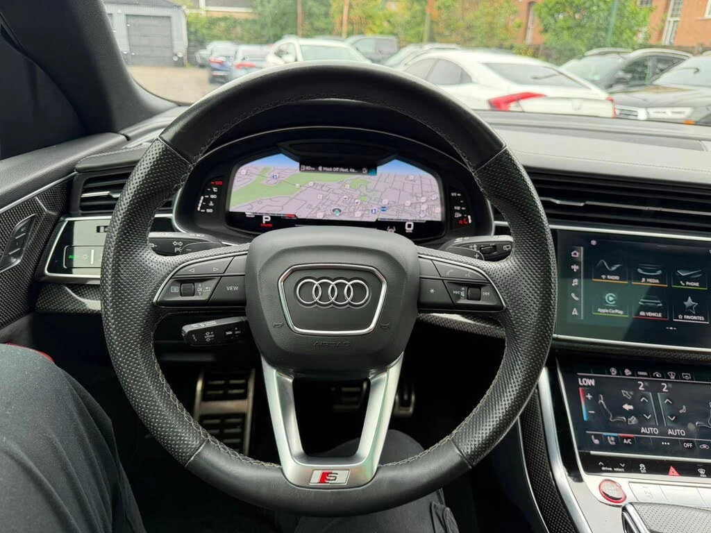Audi SQ8 4.0T* BLACK OPTIC* B&O* MATRIX* КРАЙНА ЦЕНА, снимка 8 - Автомобили и джипове - 55979467