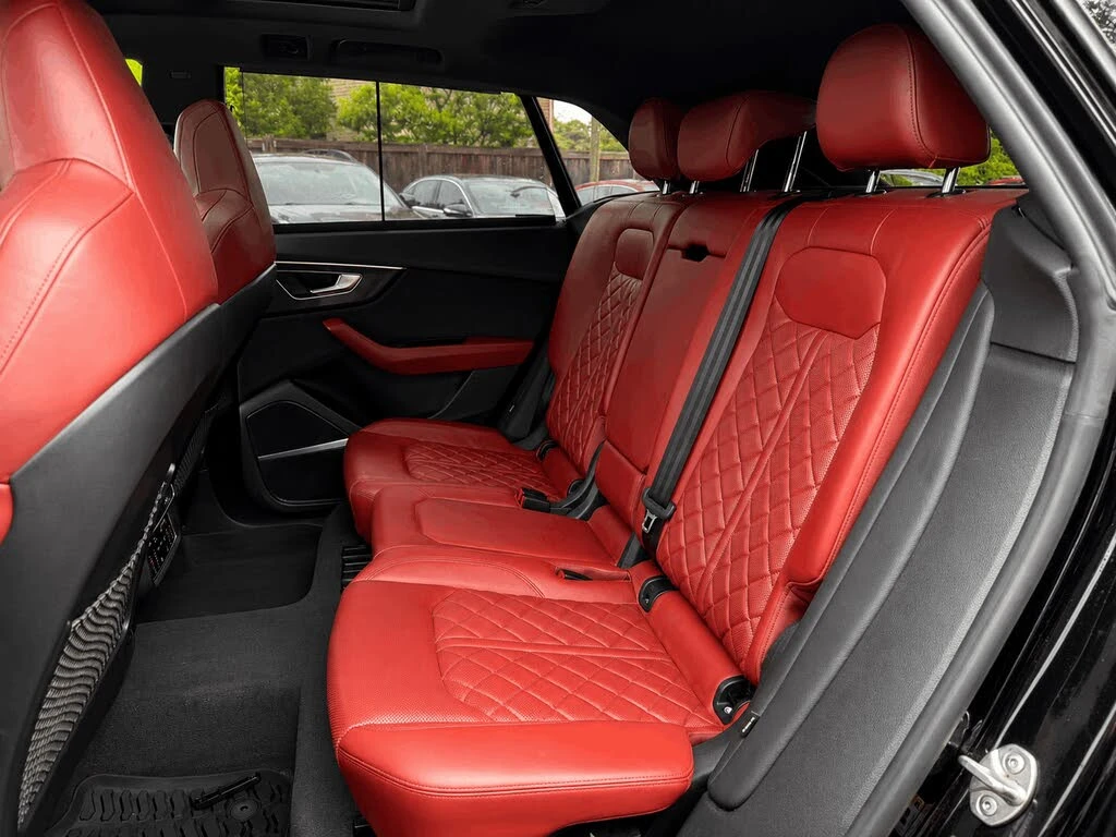 Audi SQ8 4.0T* BLACK OPTIC* B&O* MATRIX* КРАЙНА ЦЕНА, снимка 14 - Автомобили и джипове - 55979467
