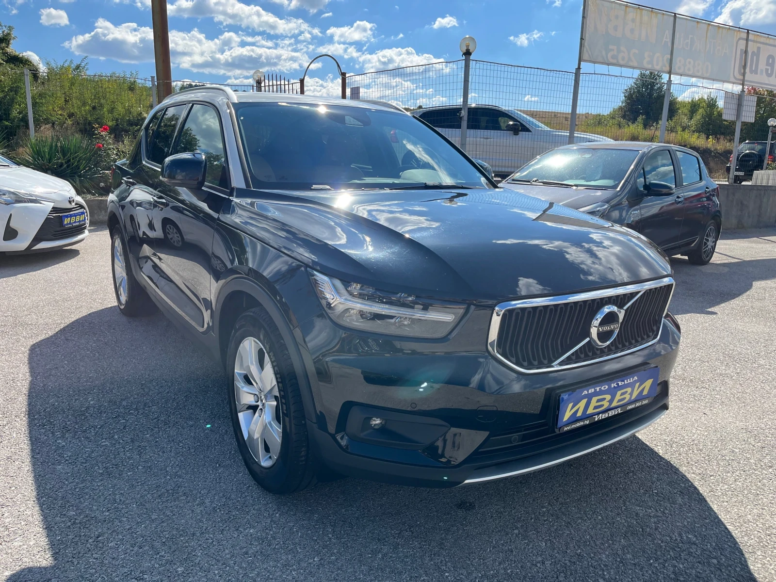 Volvo XC40 2.0 D4 AWD 190 PS, снимка 2 - Автомобили и джипове - 56256813