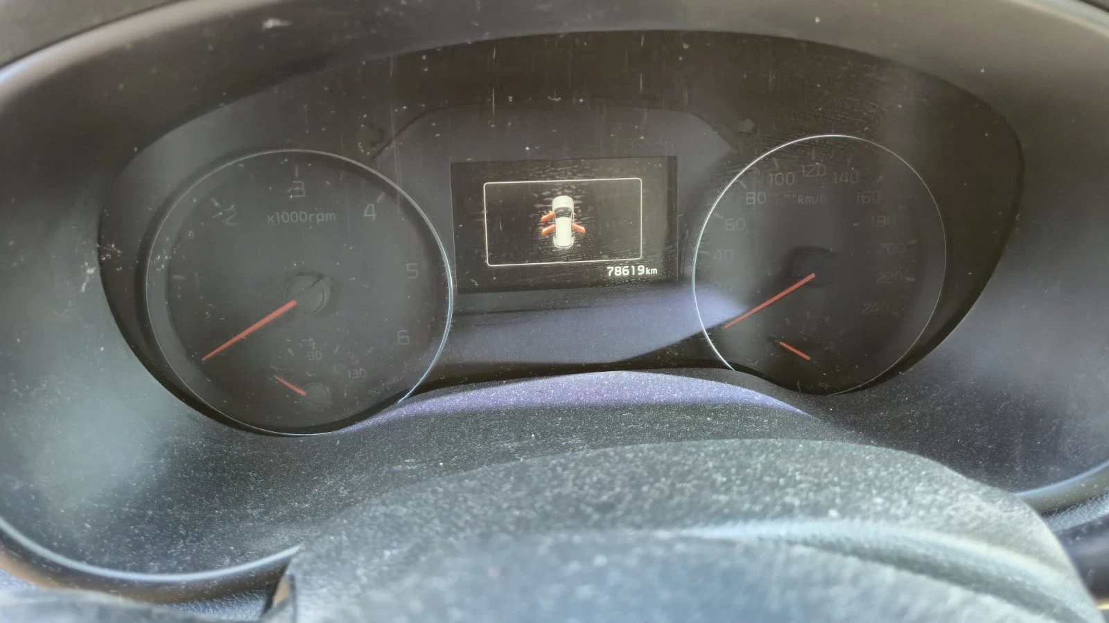 Kia Sportage, снимка 6 - Автомобили и джипове - 56398478