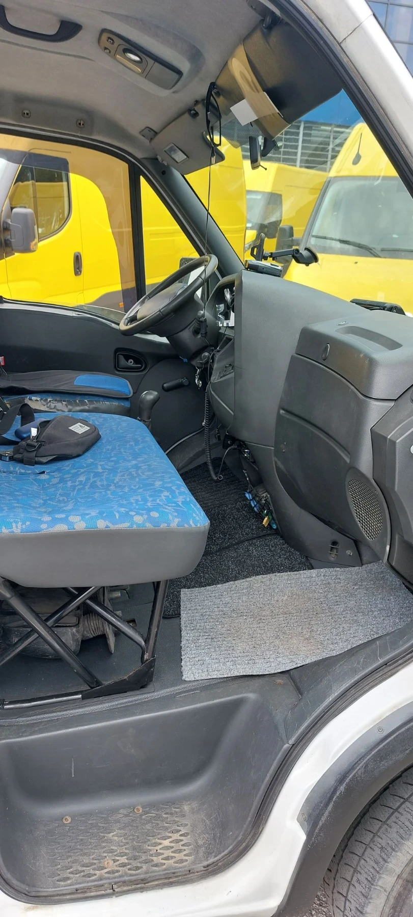 Iveco 35c13 ПЪТНА ПОМОЩ , снимка 15 - Бусове и автобуси - 56358346