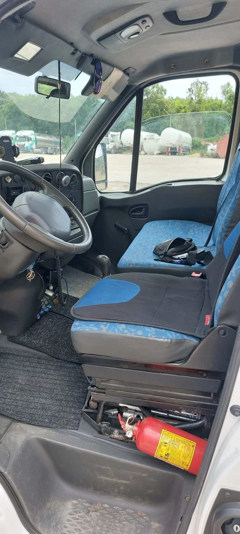 Iveco 35c13 ПЪТНА ПОМОЩ , снимка 16 - Бусове и автобуси - 56358346