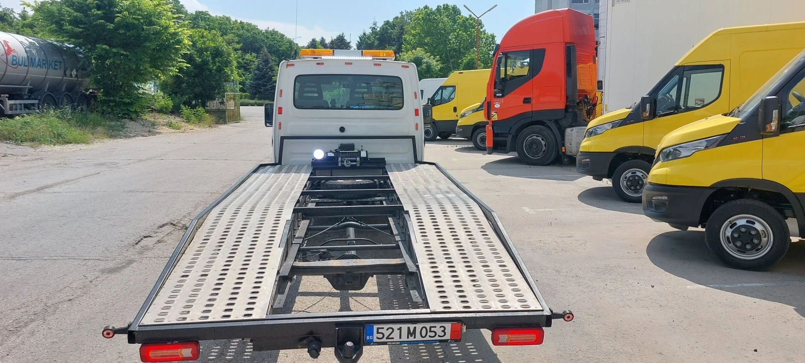 Iveco 35c13 ПЪТНА ПОМОЩ , снимка 7 - Бусове и автобуси - 56358346