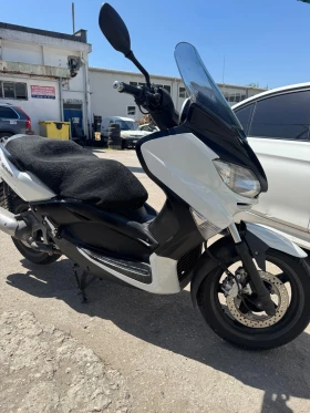 Yamaha X-max
