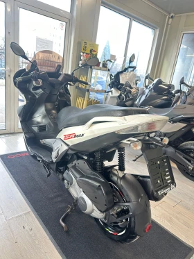 Aprilia Sr 300 MAX 18733км., снимка 9