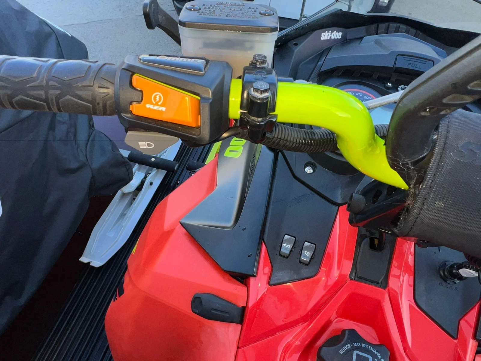 Ski-Doo Summit 800R E-TEC 154 REV/XM 3 LUG TRACK KYB DYNO PORT | Mobile.bg   12