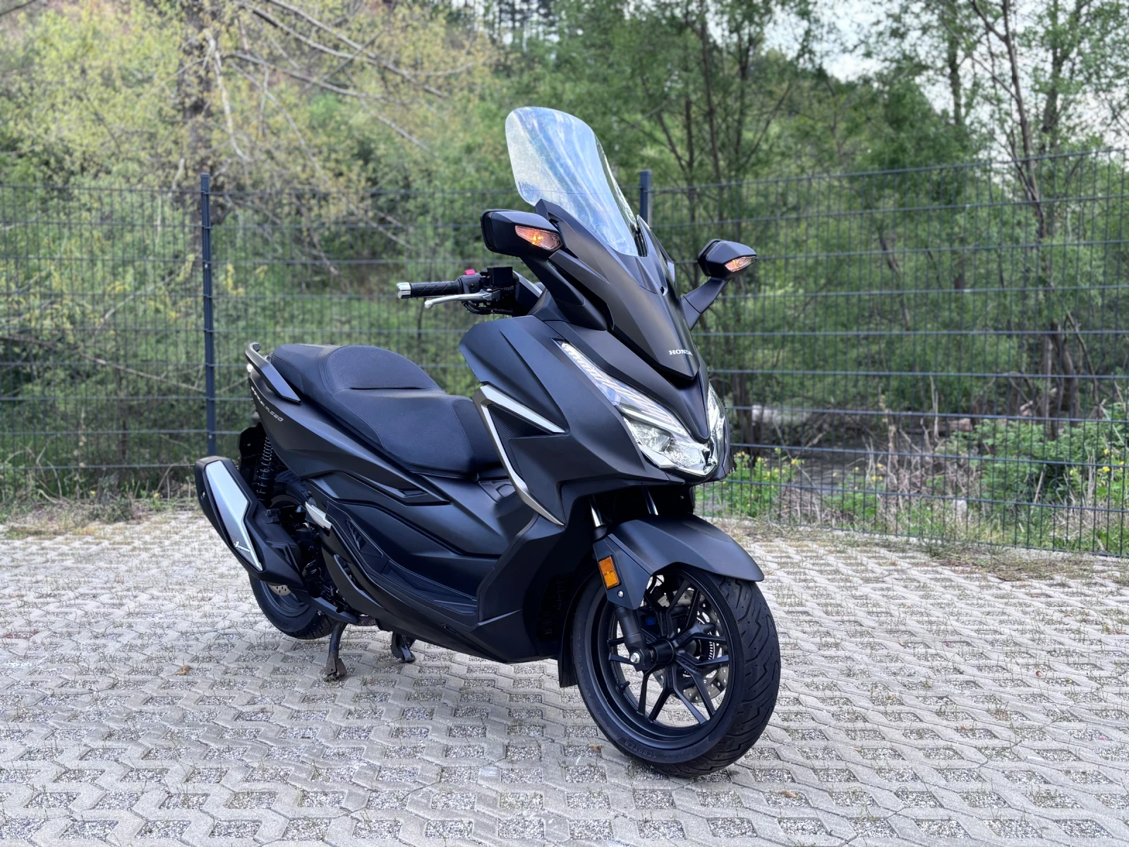 Honda Forza 350* ABS* LED* TC* ЕЛ СЛЮДА* KEYLESS* ПОДАРЪЦИ* 